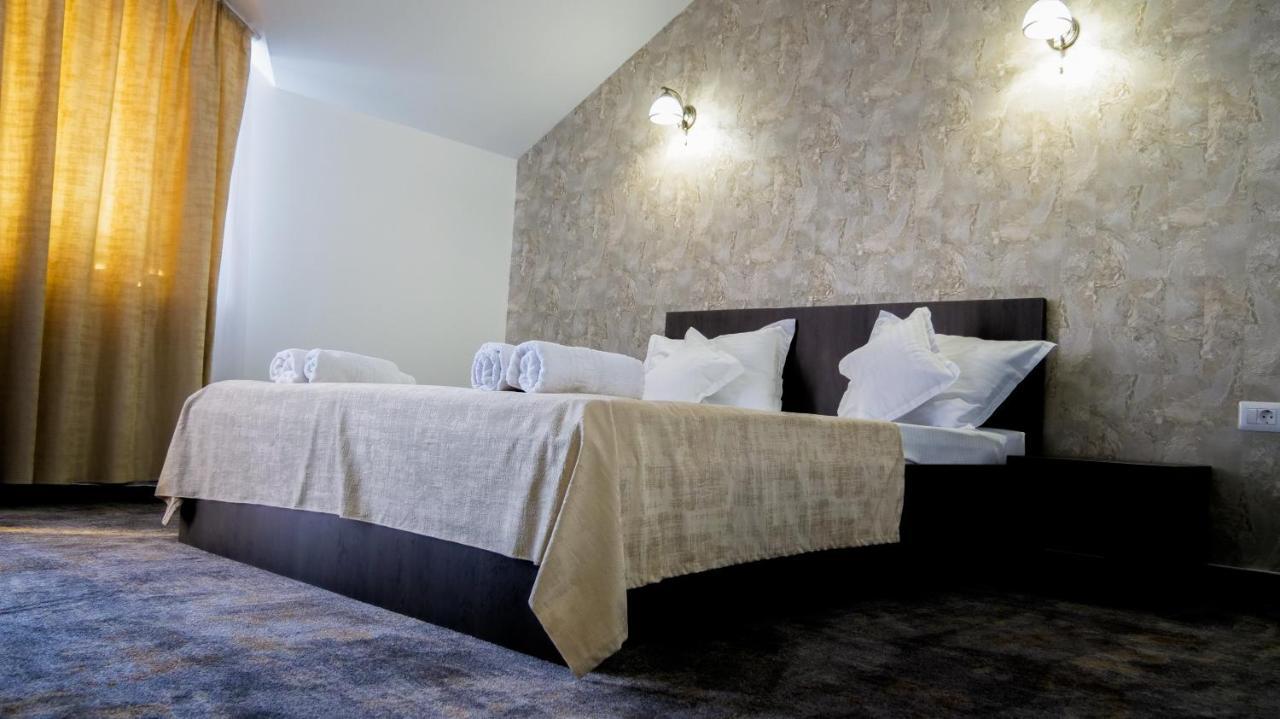 Târgu Jiu Motel Infinit מראה חיצוני תמונה