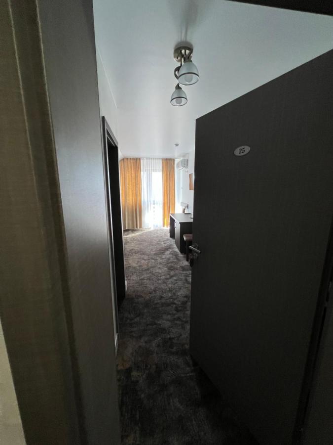 Târgu Jiu Motel Infinit מראה חיצוני תמונה