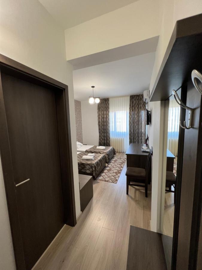 Târgu Jiu Motel Infinit מראה חיצוני תמונה