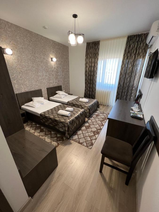 Târgu Jiu Motel Infinit מראה חיצוני תמונה