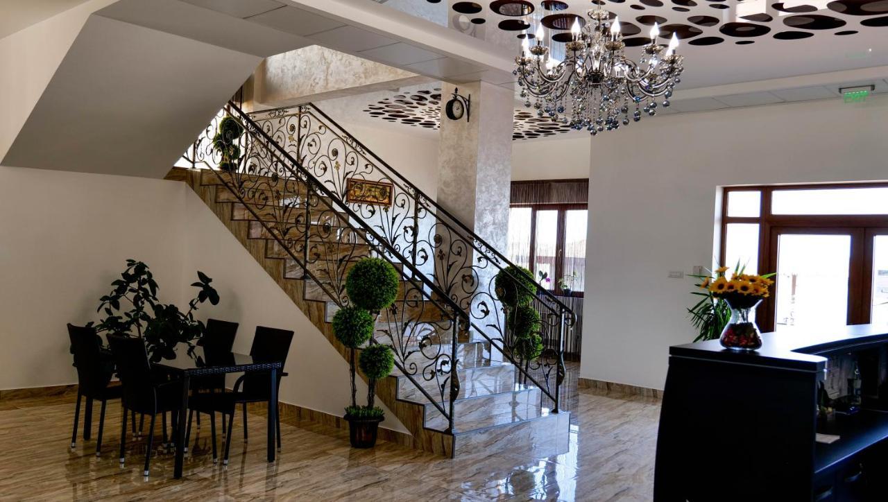 Târgu Jiu Motel Infinit מראה חיצוני תמונה